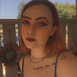 Meet your Posher, Haley